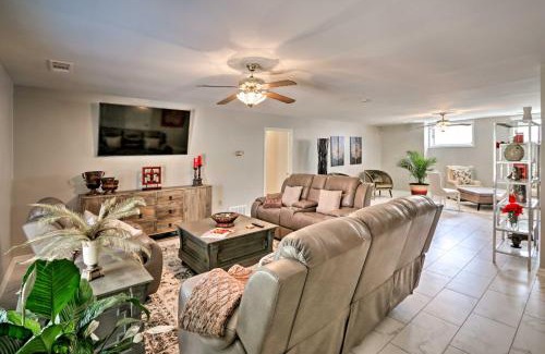 Memphis Casa | Quiet Memphis Home on 20 Acres 10 Mi to Downtown!