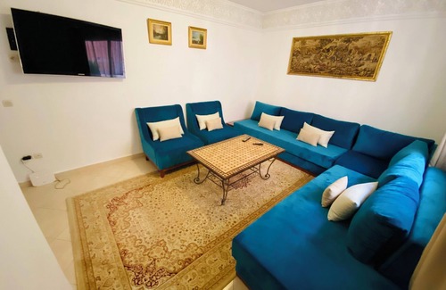 Mouassine Apartamento | Quiet modern apartment in Guéliz with parking and wifi