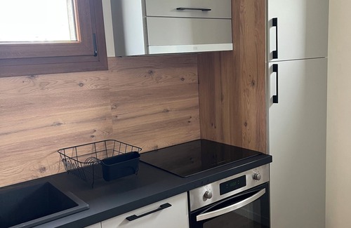 Taninges Apartamento | Quiet mountain apartment near ski resort