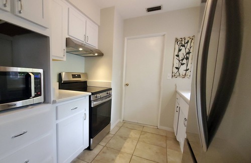 Disston Heights Casa | Adorable casa en vecindario tranquilo a 15 minutos de la playa y el centro de St. Pete