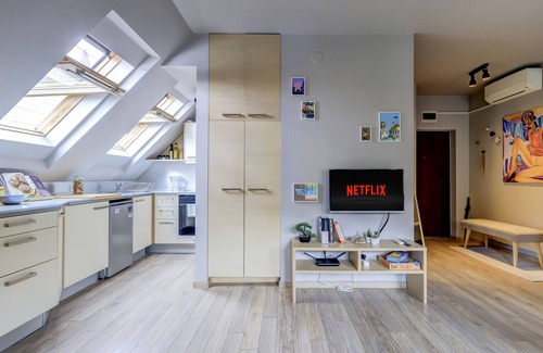 Sofia Apartamento | Quiet Park Loft Next to Eagles Bridge