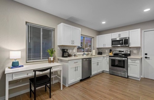 Mesa Casa | QUIET & PEACEFUL home! With heated swimming pool