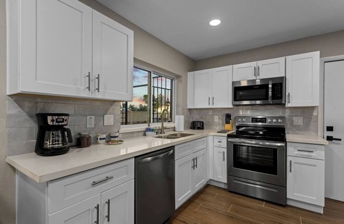 Mesa Casa | QUIET & PEACEFUL home! With heated swimming pool