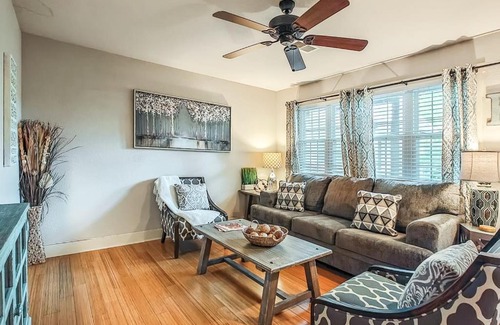 Plaza Westport Casa | Quiet Plaza Two bedroom 2 Bathroom