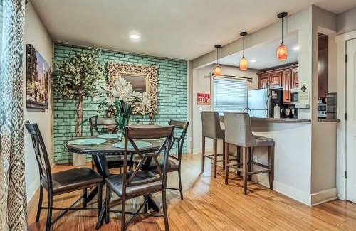Plaza Westport Casa | Quiet Plaza Two bedroom 2 Bathroom