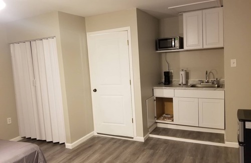 The Colony Casa | Quiet private apartment / studio Frisco Plano Dallas DFW !
