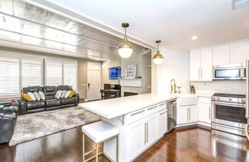 La Habra Condominio | Quiet private place