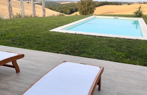 Nailloux Casa | Quiet property with breathtaking views