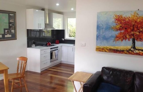 Belmont Apartamento | Tranquilo, unidad de calidad de 2 dormitorios cerca de High Street