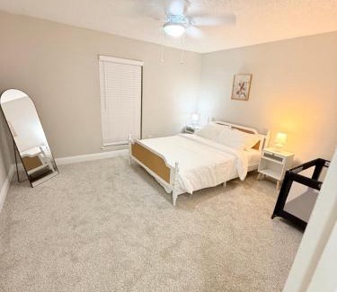 Addison Apartamento | Quiet Quarter 1Br1Ba by Dallas north tollway and Med