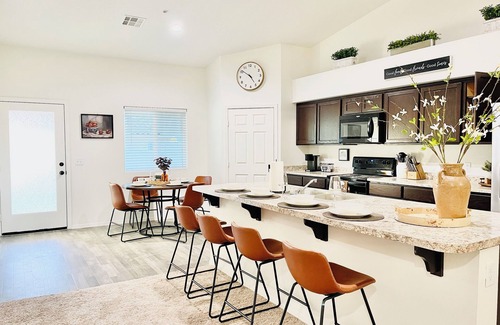 Yuma Condominio | Quiet Retreat 2BR,Condo Garage in Fortuna Foothills Great Location!