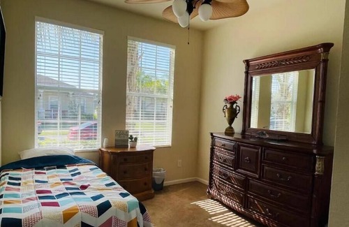 Trafalgar Village Casa | Quiet retreat close to Disney