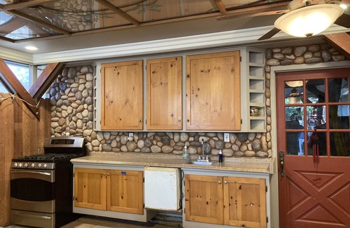 Agoura Hills Casa | Quiet, Safe, Spacious, Centrally Located, SUPER CLEAN AND WELL-CARED PLACE