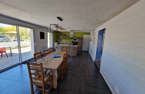 Annoville Casa | Quiet seaside house for 8 people.