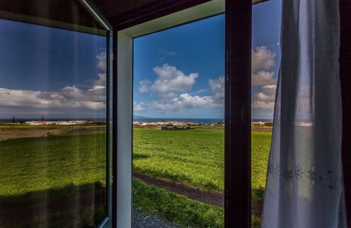Ribeira Grande Apartamento | tranquila, apartada pero céntrica, las vacaciones familiares perfectas