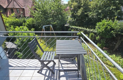 Dambach Apartamento | Apartamento tranquilo y espacioso con balcón