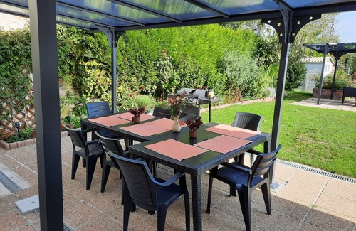 Hautevesnes Casa | Quiet, spacious country house 1 hour from Disney land. 1 h00 from Paris.
