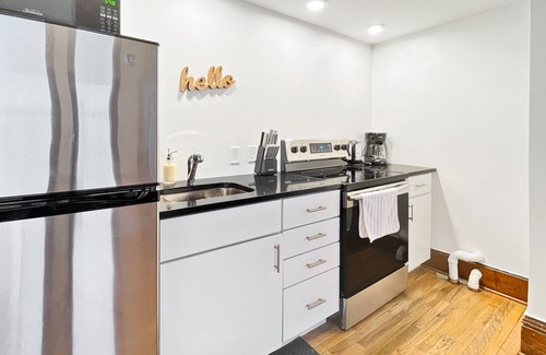 Downtown Des Moines Apartamento | Quiet Studio on Grand Ave - Heart of Downtown