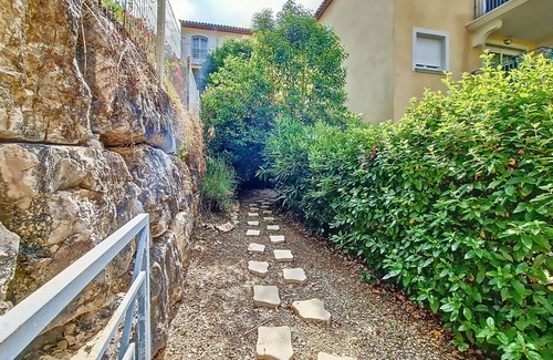 Callian Apartamento | Estudio tranquilo, piscina, mascotas permitidas, aire acondicionado, Var