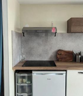 Plaisance-du-Touch Apartamento | Quiet Studio with Private Parking