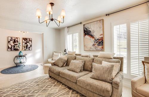 Conroe Casa | Quiet Texas Vacation Rental about 5 Mi to Lake Conroe!