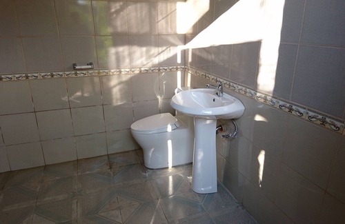 Rosales Villa | Tranquila villa de tres dormitorios cerca de muchos servicios
