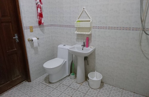 Rosales Villa | Tranquila villa de tres dormitorios cerca de muchos servicios