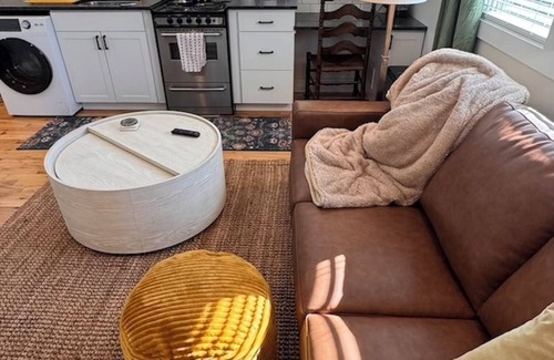 Five Points Cabaña | Quiet Tiny Home Walking Distance to Downtown