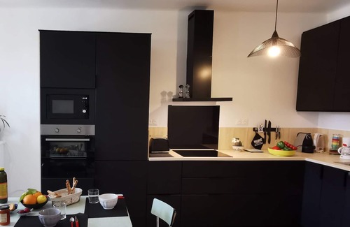 Ajaccio Apartamento | Quiet town center, sea view, private parking, 250 m from the beach