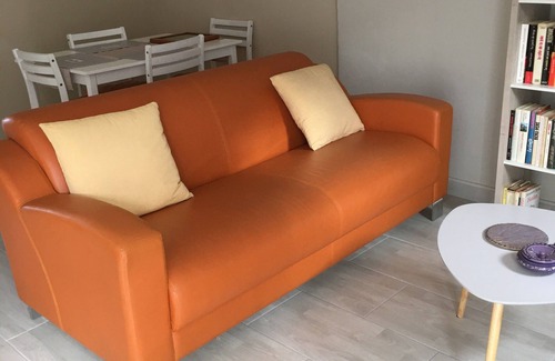 Le Mans Casa | Quiet town house