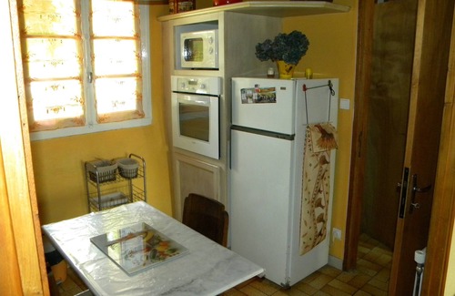 Castelnau-de-Brassac Cabaña | Alquiler de vacaciones tranquilo en las montañas medias
