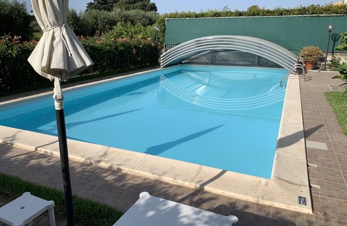Riposto Villa | Casa / Villa / Chalet - Riposto