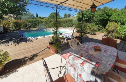 Sillans-la Cascade Casa | Quiet villa with swimming pool in Sillans-la-cascade