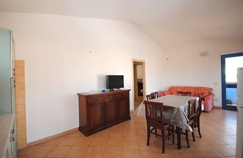 Monte Petrosu Casa | VILLA TRANQUILA A DOS PASOS DE LA PLAYA CON VERANDA Y PISCINA