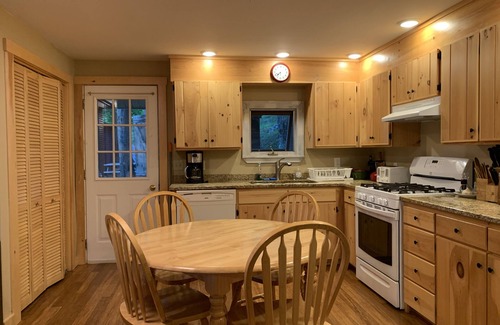 Holderness Cabaña | Quiet Waterfront Cottage on Squam
