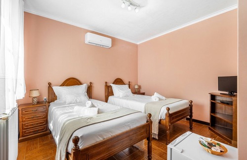 Rio Caldo Casa | Quinta da Carvalha quarto1