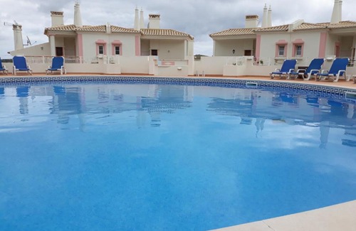 Budens Casa | Quinta da Encosta Velha