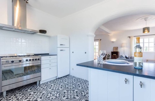 Lagos Casa | Quinta da Liberdade: 4 Bedroom Family Villa