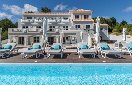 Monserrate Villa | Quinta da Serra - Villa - Heated Pool, Jacuzzi!