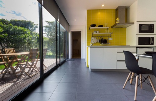 Ribeira Grande Apartamento | Quinta das Rosas Villas - Yellow Rose - Piscina - Wifi gratuito