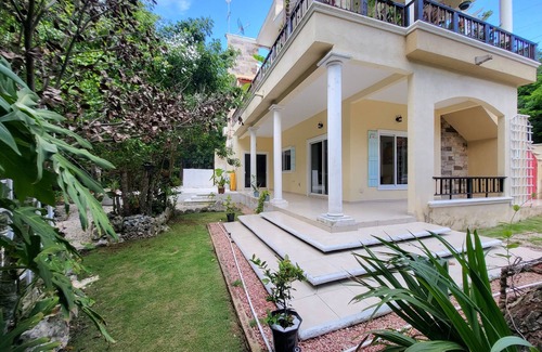 Xpu-Ha Apartamento | COLIBRI departamento ,hermosos porches y gardines