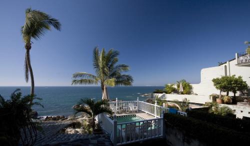 South Shore Hotel Area Cama Y Desayuno | Quinta Maria Cortez Beach Hotel