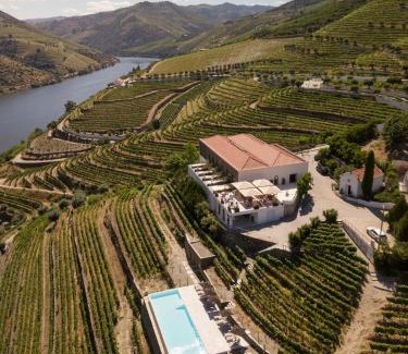 Adorigo Casa | Quinta São Luiz The Vine House Douro