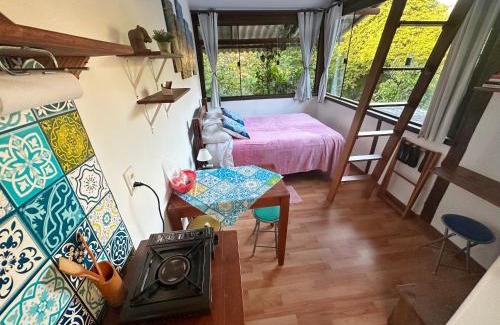 Manguinhos Casa | Quintal do Contêiner em Manguinhos