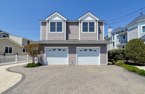 Stone Harbor Casa | Quintessential bay home that is ready for family fun!