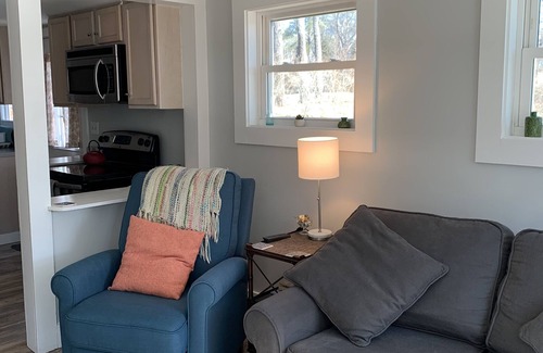West Chatham Casa | Quintessential Chatham Cottage by the Pond