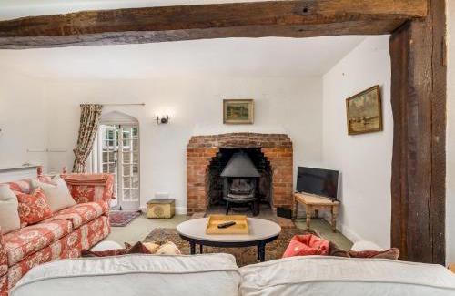 Great Missenden Casa | Quintessential Chilterns Cottage Pass the Keys