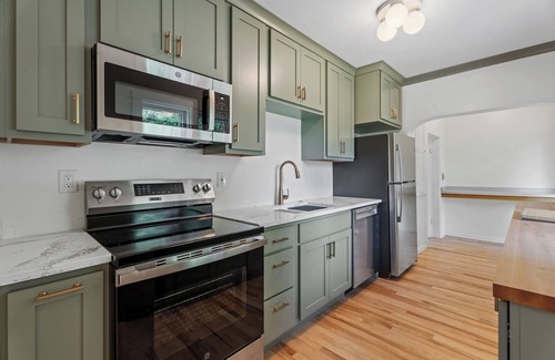 University District Casa | Quintessential University District Home