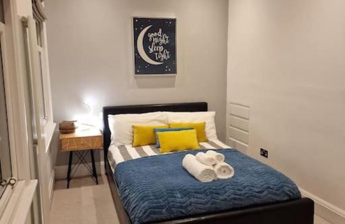 Brondesbury Park Apartamento | Quintessentially 'London' flat