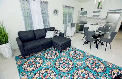 Aguada Apartamento | Quiques Town House A1 - 2BR/1BR Apartment